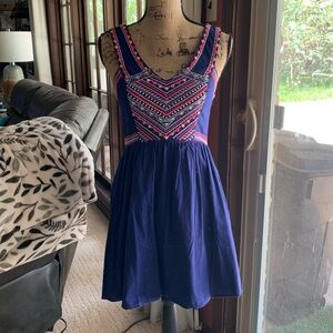 American Eagle embroidered dress